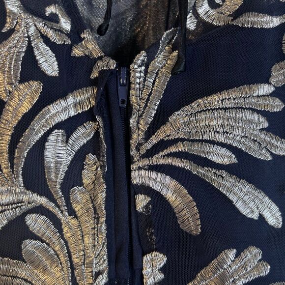 Teeze Me Short Fit & Flare Lace Overlay Mesh Waist Formal Sleeveless Dress 3/4 - Picture 9 of 12